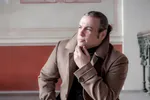 زمانی که هنرمند دچار لغزش می‌شود، باید کنار او باشیم و نمی‌توانیم سرمایه‌های فرهنگی و هنری کشور را رها کنیم