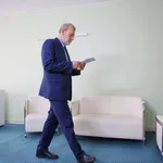 ماجرای عکس خبرساز از دیدار لاریجانی و مقام عمانی