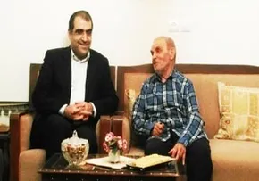 عکس یادگاری هاشمي با رزمندگان