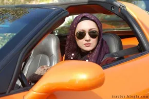 عکس/ نیکی کریمی روی فرش قرمز کن