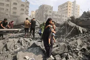 فیلم | گریه سوزناک دختر خردسال فلسطینی از فرط گرسنگی