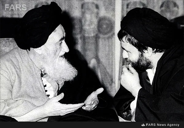 6.بیمارستان قلب تهران،آیت‌الله العظمی مرعشی نجفی درگفت وگو با حجت‌الاسلام والمسلمین حاج سید احمد خمینی - 1358 
