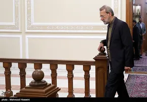 فیلم/ لاریجانی: یه آبی هم نمیدن اینجا ملت بخورن!
