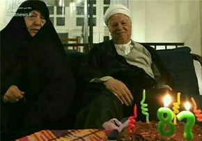 عکس یادگاری از روز تولد مرحوم هاشمی