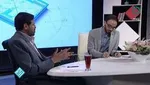 محمدرضا حیاتی اخبار طنز اجرا می‌کند