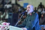 معاون سیاسی سپاه: ایران کشور تحریم ناپذیر است