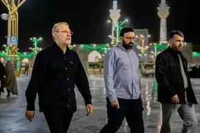 فیلم/ گل‌آرایی مضجع شریف حرم بانوی کرامت با حضور شیخ زکزاکی