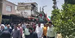 عکس / لباس شهید مدافع امنیت بر تن مادرش