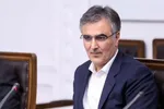 دارایی‌های بانک آینده مشتری دارند| خرید ایران‌مال هنوز قطعی نشده است