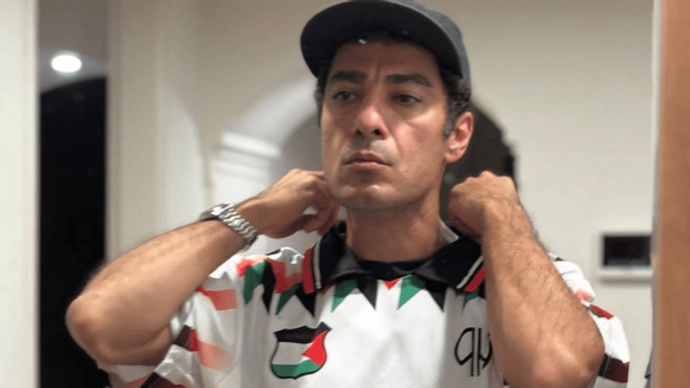 فیلم| توضیحات نوید محمدزاده درباره پوشیدن لباس فلسطین