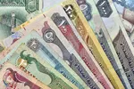 سیر نزولی قیمت‌ها در مرکز مبادلات ارزی/ دلار ۴۲هزار و ۱۱۶ تومان شد