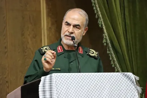 کسانی که جنگ را نتیجه غنی‌سازی می‌دانند، تاریخ را درست نخوانده‌اند