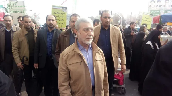 حضور سرلشکر صالحی فرمانده کل ارتش در راهپیمایی