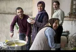 فیلم «نزدیکتر» به کارگرانی مصطفی احمدی داستان خانواده ای است که بعد از مدت ها دور هم جمع می شوند.