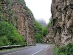 رفع انسداد جاده چالوس از ساعت ۱۷ | بارش برف و باران در برخی از جاده‌های کشور