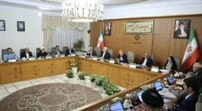 تصاویر | متن و حاشیه حضور رئیس‌جمهور و هیئت دولت در مرقد امام