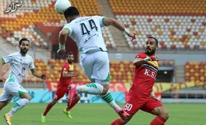 فیلم/مرگ دلخراش فوتبالیست جوان تهرانی در زمین فوتبال