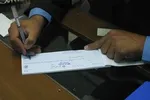 همتی: همین امروز و فردا قیمت ارز را پایین می‌آوریم