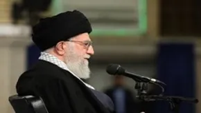 فیلم/سرگرمی رهبرانقلاب در سلول‌های زندان چه بود؟