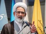 برخی وکلا پشت افرادی با امضا‌های طلایی قرار گرفتند