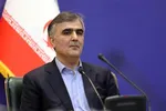 فرزین : پیش‌فروش ارز در دستور کار بانک‌ مرکزی است