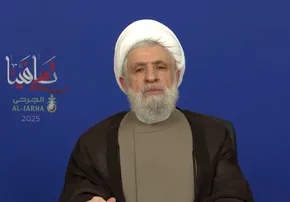عکس | دبیر کل جدید حزب‌الله در حرم امام رضا (ع)