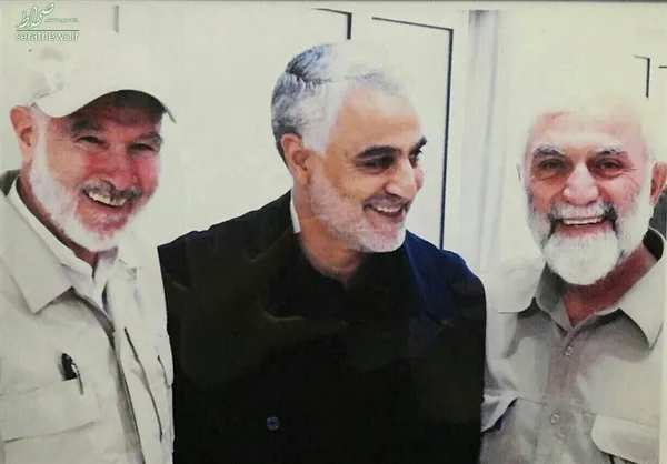 شهید سردار همدانی در کنار سرلشکر سلیمانی