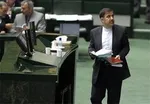 آخوندی: حفظ صنعت هوایی مهم‌تر از نرخ بلیت است