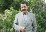 چه کسی خبر انتشار کتاب آیات شیطانی را به امام(ره) دادند؟