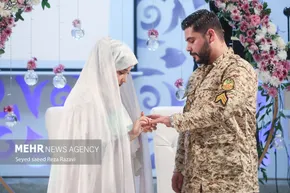 تصاویر/ مراسم جشن ازدواج ۲۱ زوج در عید غدیر