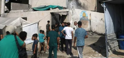 عکس | ویرانی یک ساختمان دولتی در غرب غزه پس از حملات اسرائیل