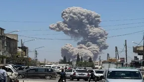 اولین فیلم از انفجار خودرو در شهر ادلب سوریه
