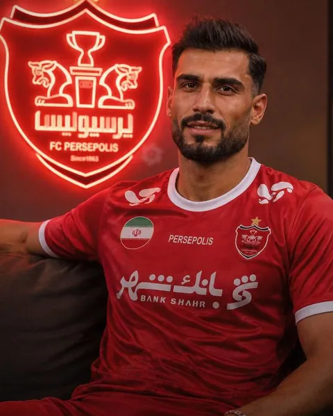 امیرحسین طاهری پرسپولیسی شد