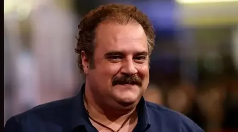 هومن برق‌نورد با دو سریال مهم مهمان خانه‌ها می‌شود