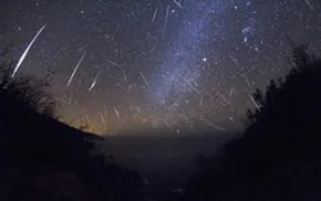 تصاویر | تماشای آسمان را از دست ندهید، بارش شهابی برساوشی ادامه دارد