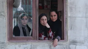 فیلم | الفاظ توهین‌آمیز در تیتراژ یک برنامه‌ی صداوسیما همزمان با شکایت ساترا از جوکر!