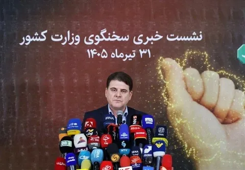 علی زینی وند: ادعای سقوط مشهد در شب ۱۸ دی را تکذیب می‌کنم