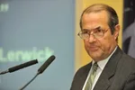 منبع آگاه: ایران بدون انجام ۵ شرط اعتمادساز وارد دور دوم مذاکرات با آمریکا نمی‌شود