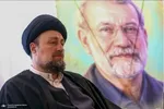 عکس| نماز خواندن شهید لاریجانی در کاخ کرملین