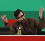 وقتی احسان علیخانی دنبال مادر هاچ زنبور عسل می‌گردد!