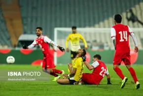 فیلم/ ماجرای درگیری‌ بازیکنان پرسپولیس و سپاهان از کجا شروع شد؟