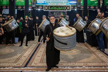 تصاویر| مراسم عزاداری مشق شمشیر