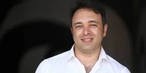 عکس/ اعتراض بازیگر مشهور به رئیس جمهور