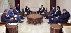 عکس/حجاب خبرنگار روس در برابر ولایتی