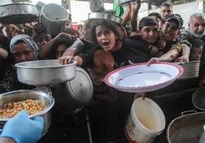 فیلم | گریه سوزناک دختر خردسال فلسطینی از فرط گرسنگی