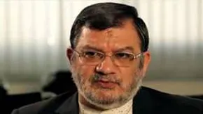 فیلم/ برخورد خشن پلیس انگلیس با یک نوجوان ۱۲ ساله