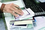 وزیر بهداشت: پزشکان اعزام دختران شین‌آباد به خارج از کشور را صلاح نمی‌دانند