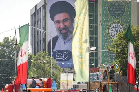 حضور تهرانی‌ها در جشن «بیعت در امتداد بعثت»| تجدیدعهد دیدنی مردم با غدیر
