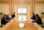 ظریف با شینزو آبه دیدار و گفتگو می کند