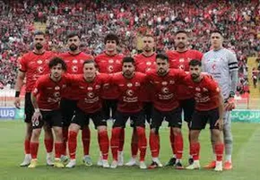 فیلم| دلیل تاخیر در آغاز دیدار تراکتور - استقلال
